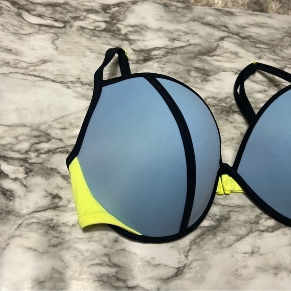 Victoria’s Secret Swim Color Block Bikini Top - Picture 2 of 7